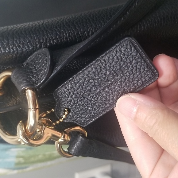 Coach Charlie Bucket In Black Turnlock Closure - Picture 6 of 9